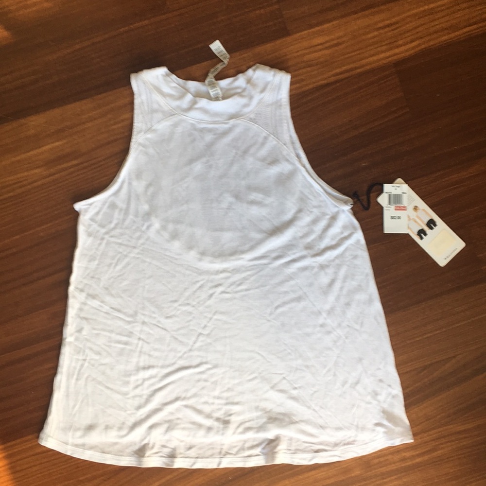 Alo crest tank top
